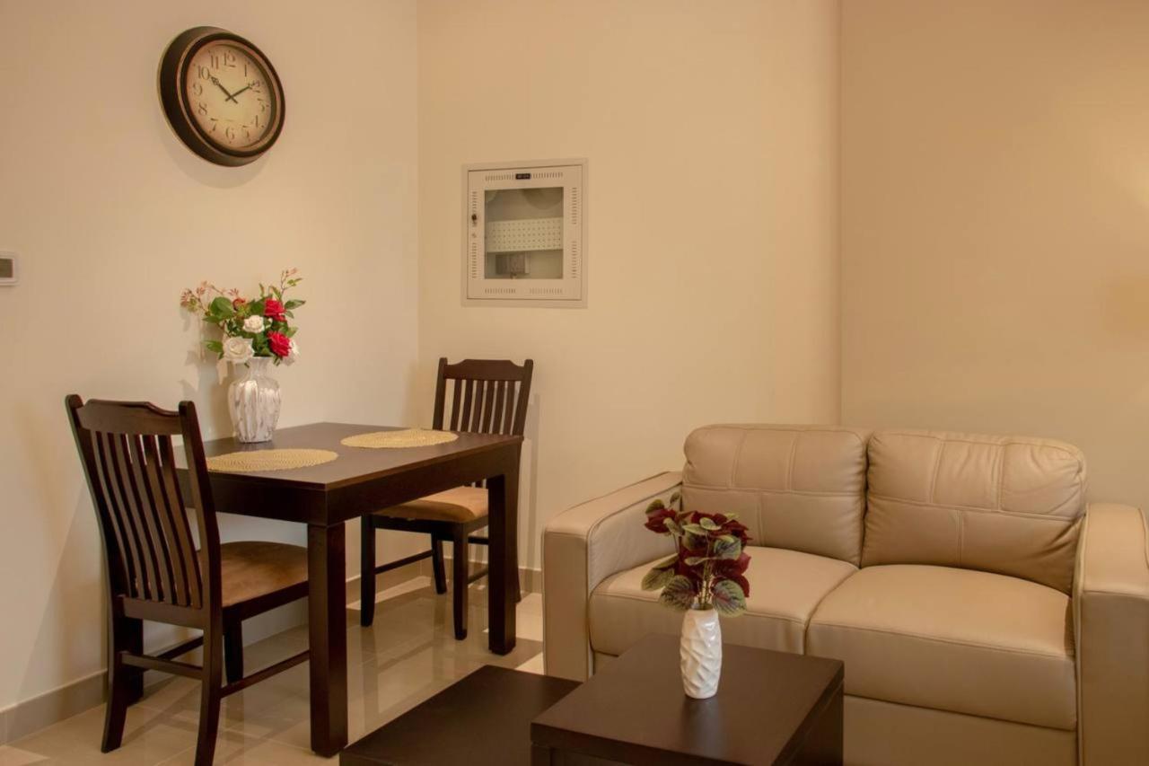 Aws Homes - Luxurious High Floor Studio With Breathtaking View Dubai Luaran gambar