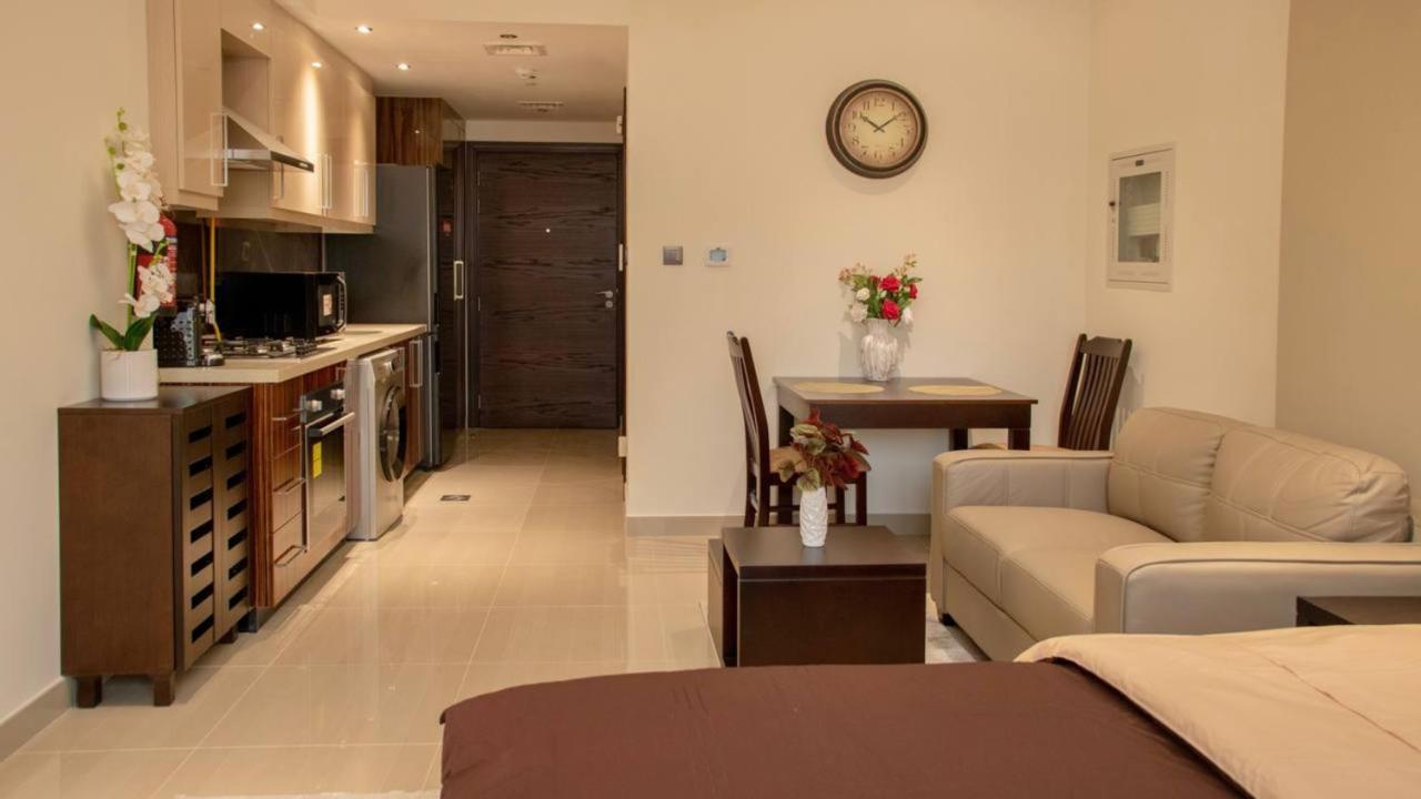 Aws Homes - Luxurious High Floor Studio With Breathtaking View Dubai Luaran gambar