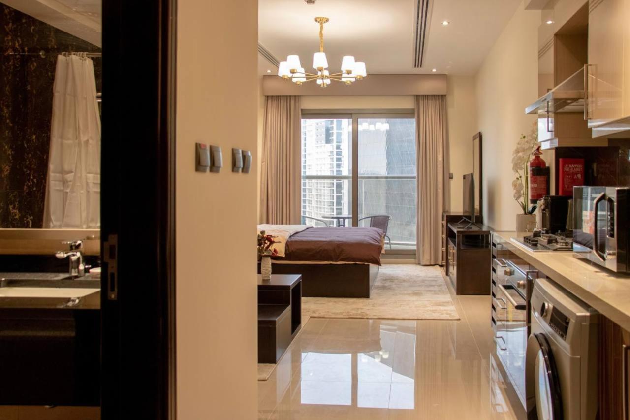 Aws Homes - Luxurious High Floor Studio With Breathtaking View Dubai Luaran gambar